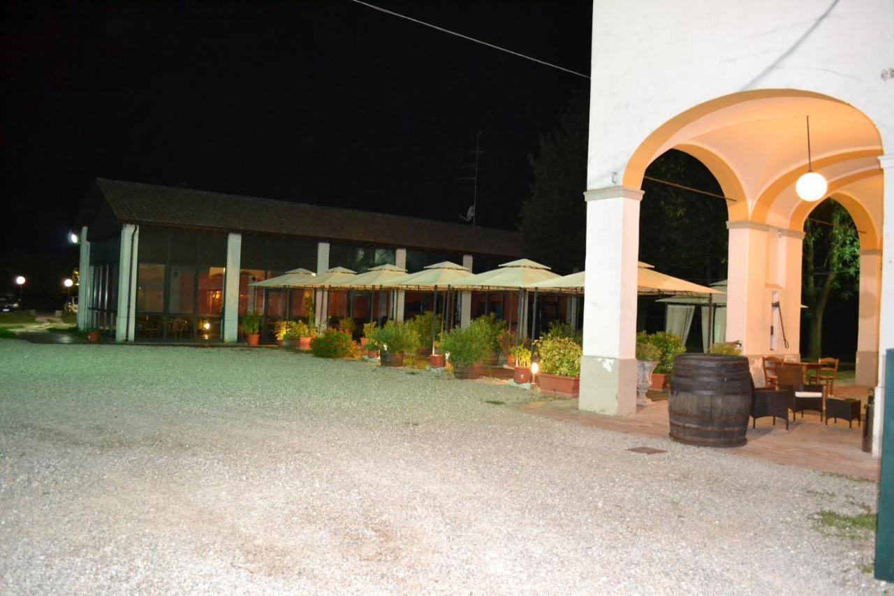 Hotel Riviera Ristorante La Briciola Novellara Exterior foto